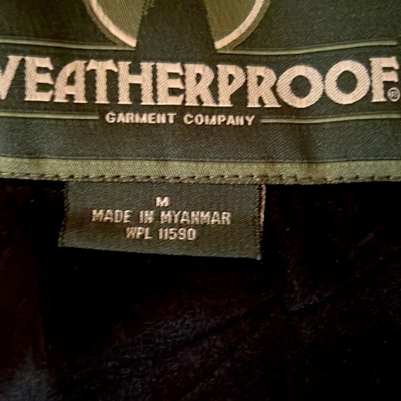 Weatherproof | Super Warm | Official Gear of the Out doors. - Picture 12 of 15